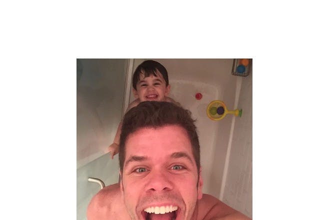 No, Fans Who Drank Instagram Star's Bathwater Did NOT Get Herpes! - Perez  Hilton