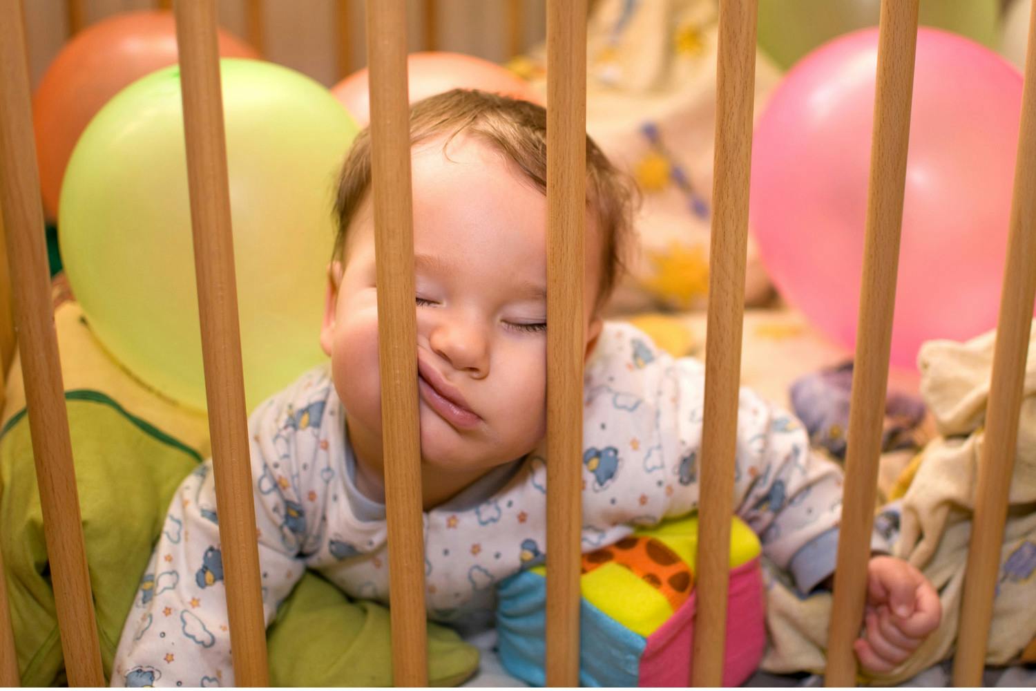 Head Rolling Body Rocking And Head Banging At Bedtime Netmums