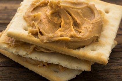 Peanut butter crackers