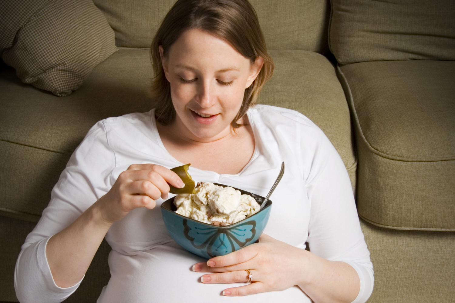 Satisfy Your Pregnancy Cravings With Smart Alternatives to Junk Food -  Metro Parent