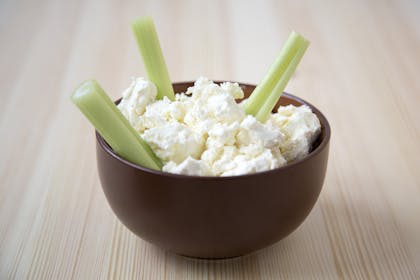 Celery sticks and cottage cheese