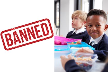 Banned / school pupils eat packed lunch