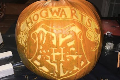 Hogwarts crest pumpkin