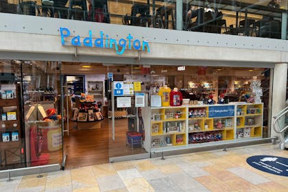 Paddington Shop in Paddington Station
