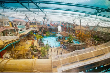 16 Awesome Water Parks In The UK - Netmums