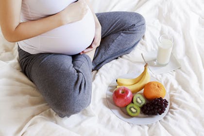 Foods to avoid in pregnancy: your definitive guide