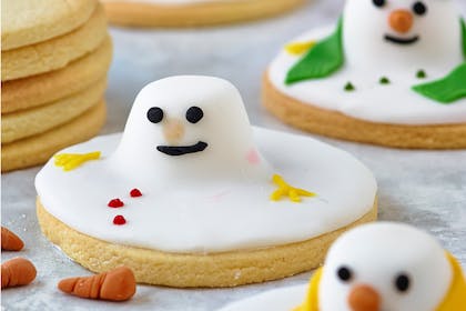 Melted snowmen biscuits, Christmas biscuits recipe