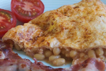 Baked bean omelette