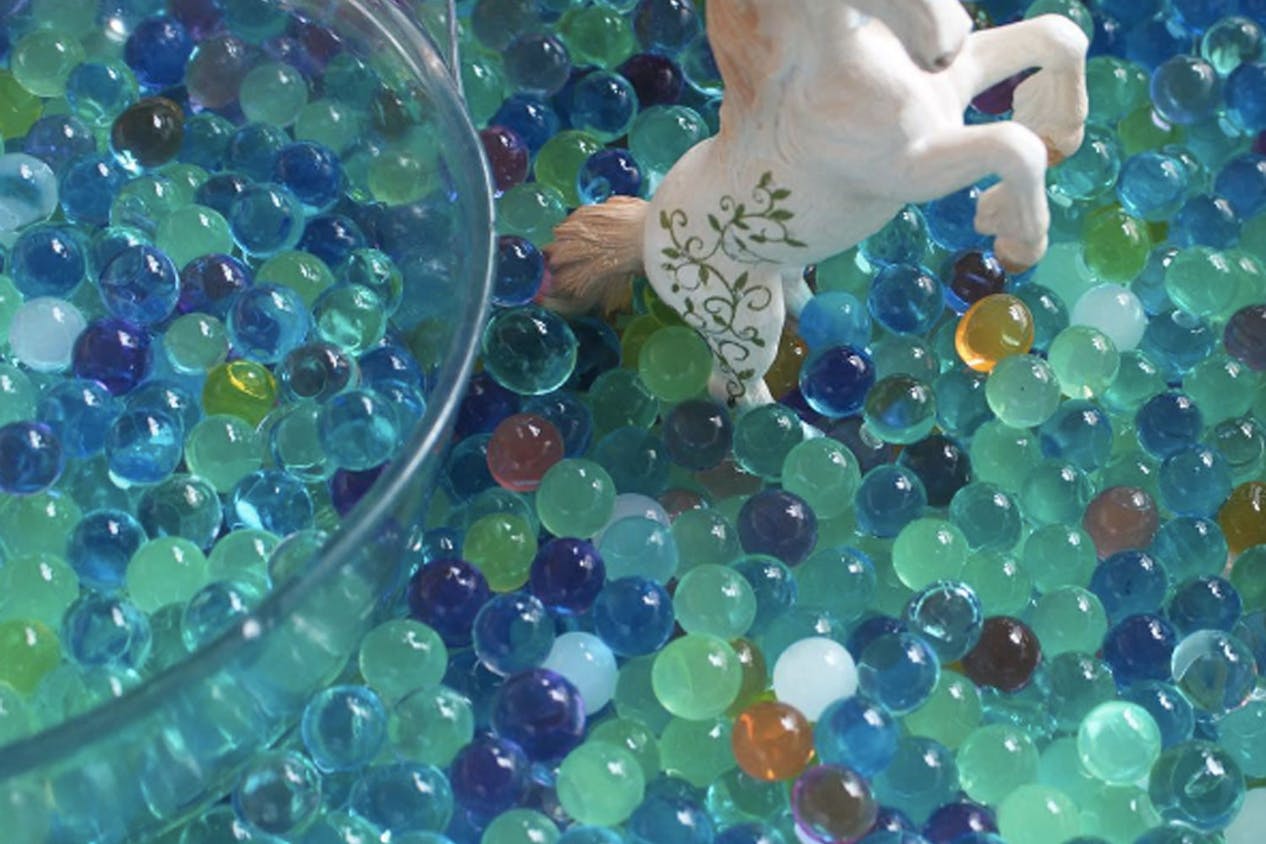 The Ultimate Parents Guide To Water Beads For Sensory Play
