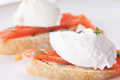 20. Poached eggs and salmon on toast