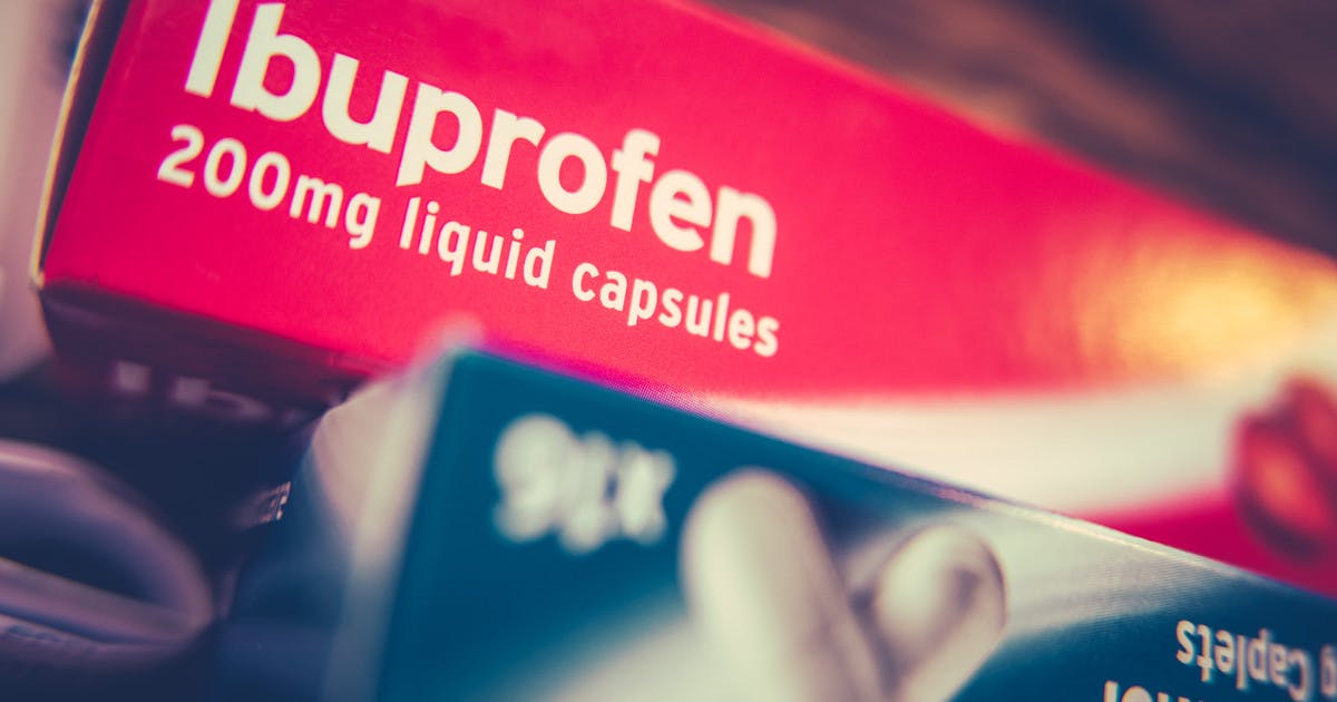 Parents told to avoid giving their children ibuprofen for chickenpox