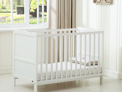 27. Mcc® Wooden Baby Cot Bed