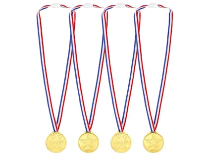 4. Winners' Medals
