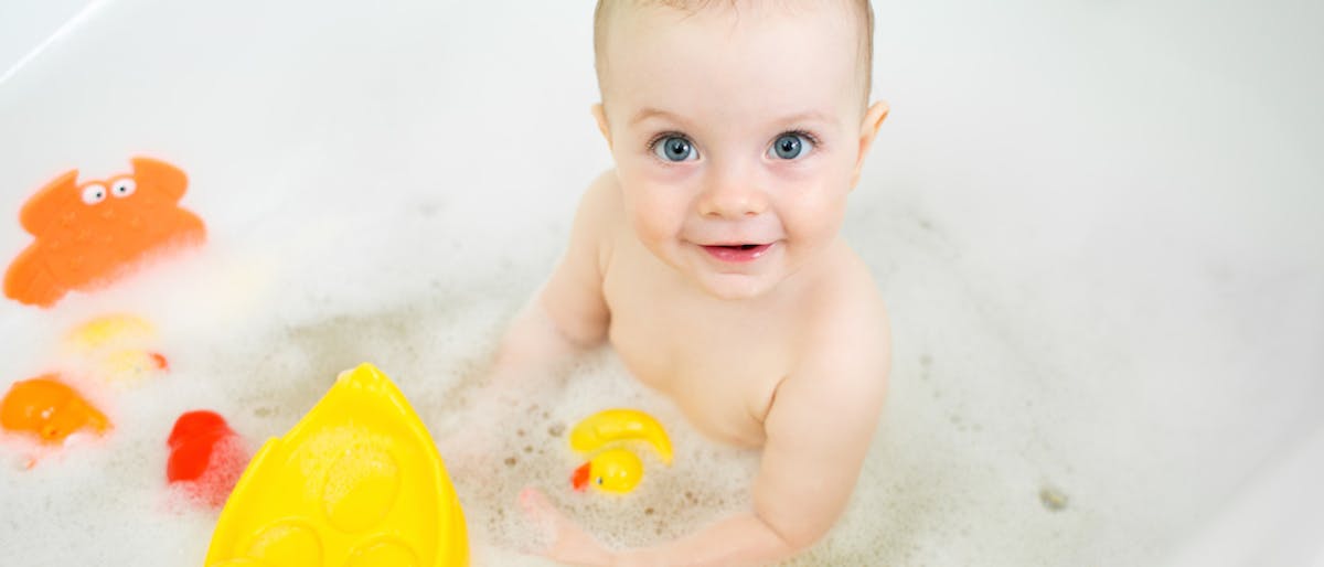 The best buys to make washing your toddler's hair easier - Netmums Reviews