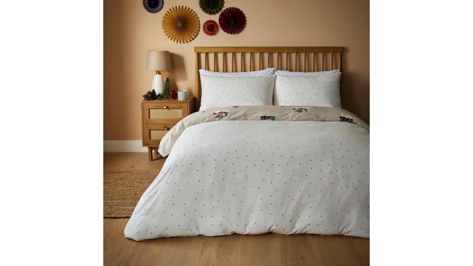 Shoppers Rush To Buy 10 Sellout Dunelm Christmas Bedding They Ve   Ce4f7cb2 D802 4610 Bcc1 Dd94223165c8 Dunelm Bedding 2 