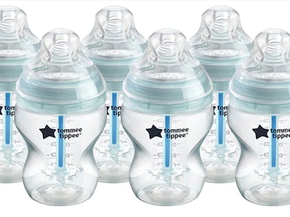 Tommee Tippee Advanced Anti-Colic Baby Bottle, 260ml, Slow-Flow Breast-Like  Teat, Triple-Vented Anti-Colic Wand, Pack of 3 - Boots