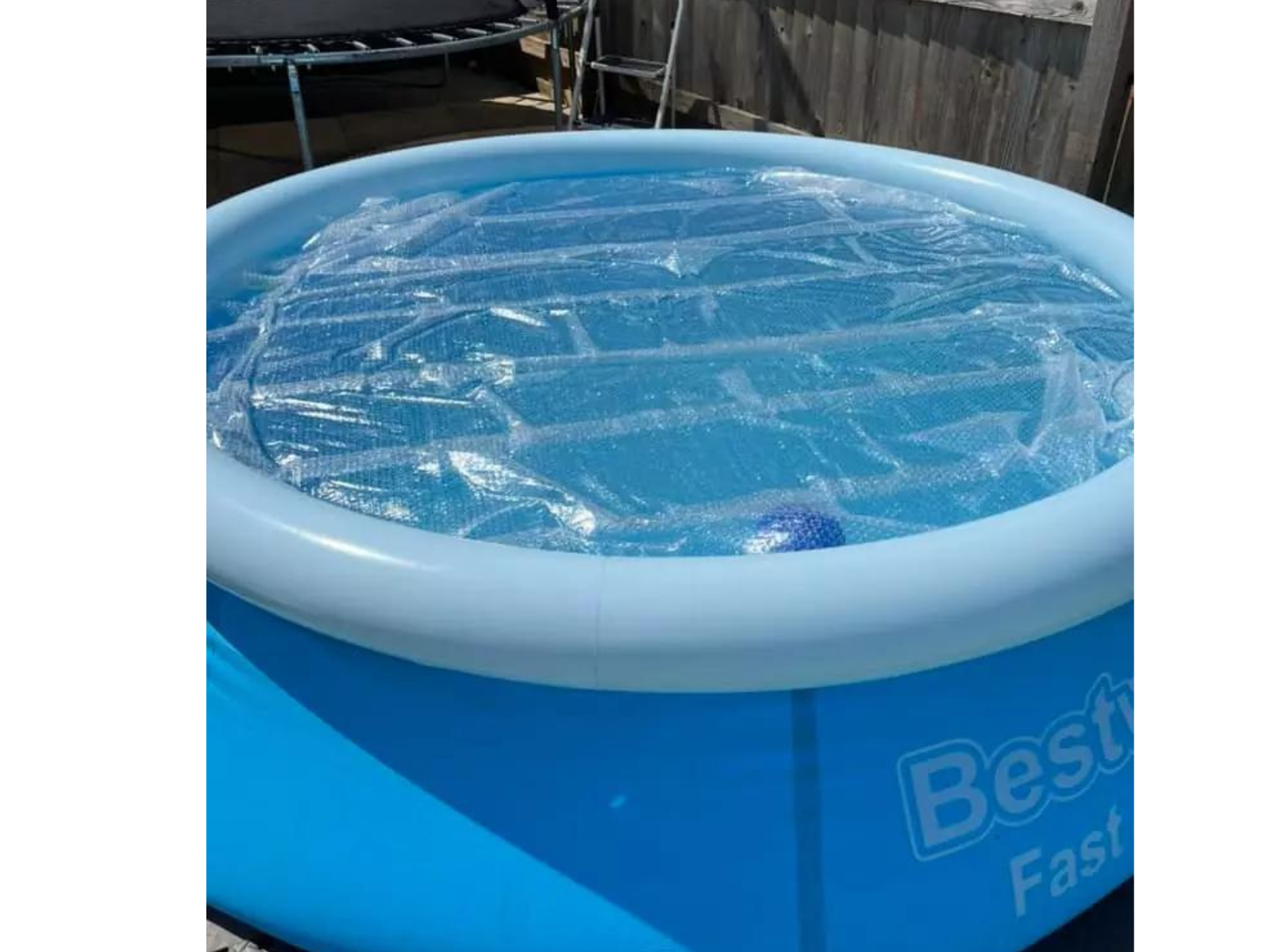 Mum's £2.49 GENIUS way to heat paddling pool by 14 degrees Netmums