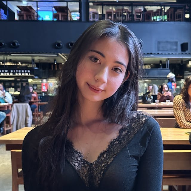 Elle DiCicco