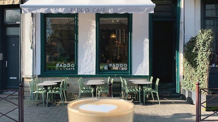 Façade du Paddo Café, à Lille