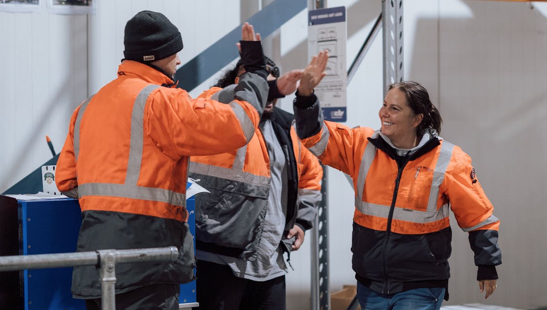 NewCold - First 2 stacker cranes hoisted in the high Bay Lebanon (IN), USA