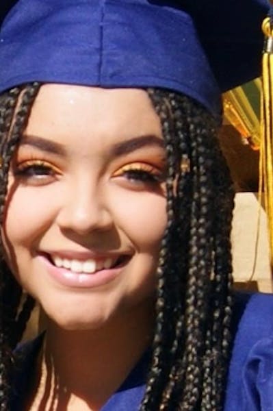 Nia Robinson Nia Robinson