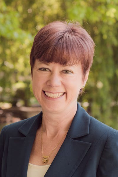 Karen Hooper Karen Hooper