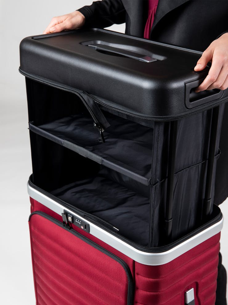 Pull Up Suitcase in red - when removing the lid
