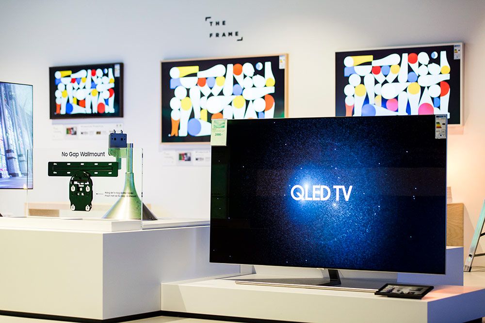 Amsterdam HelloTV Dé tvwinkel van Nederland