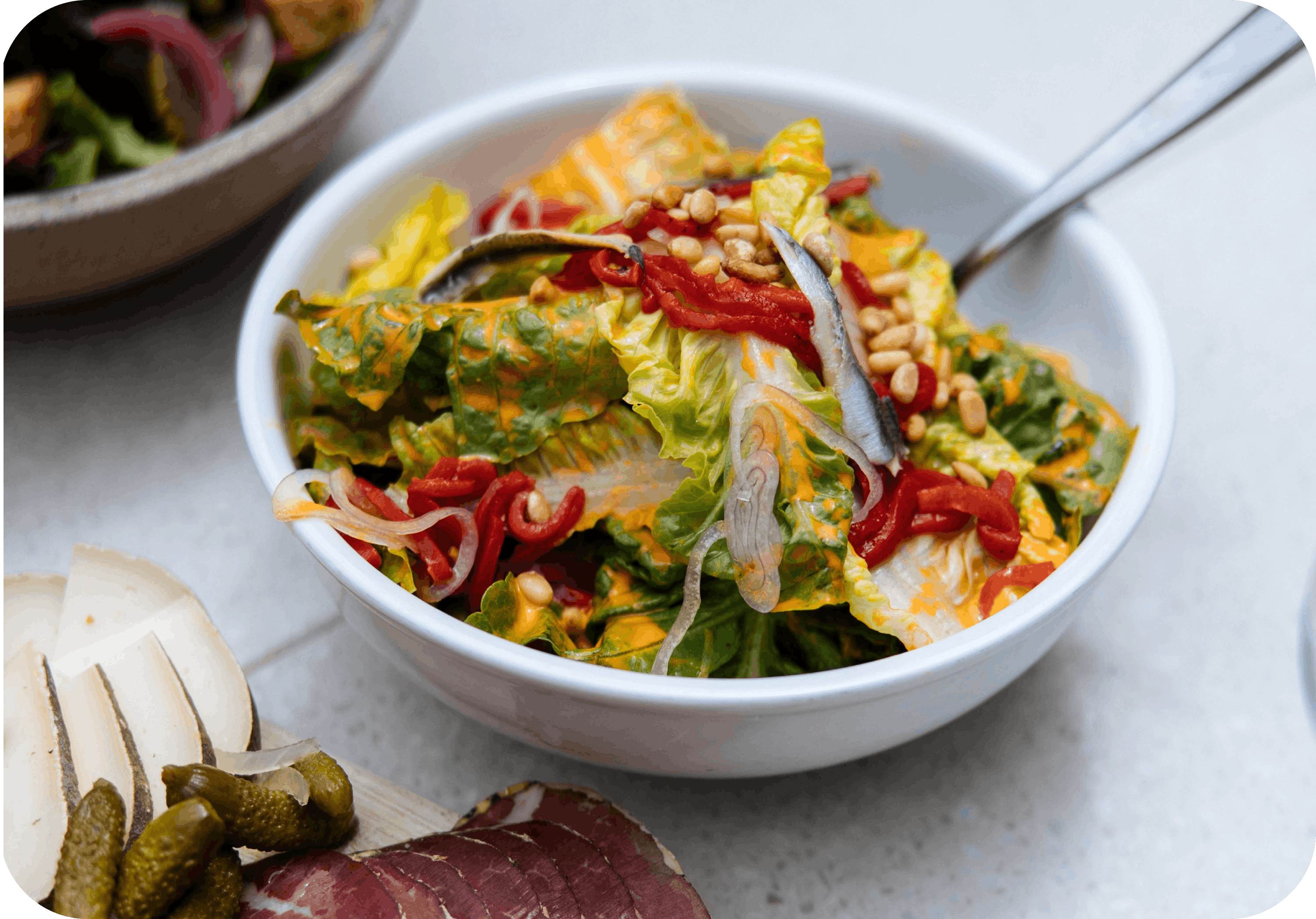 Image of a bowl of salad