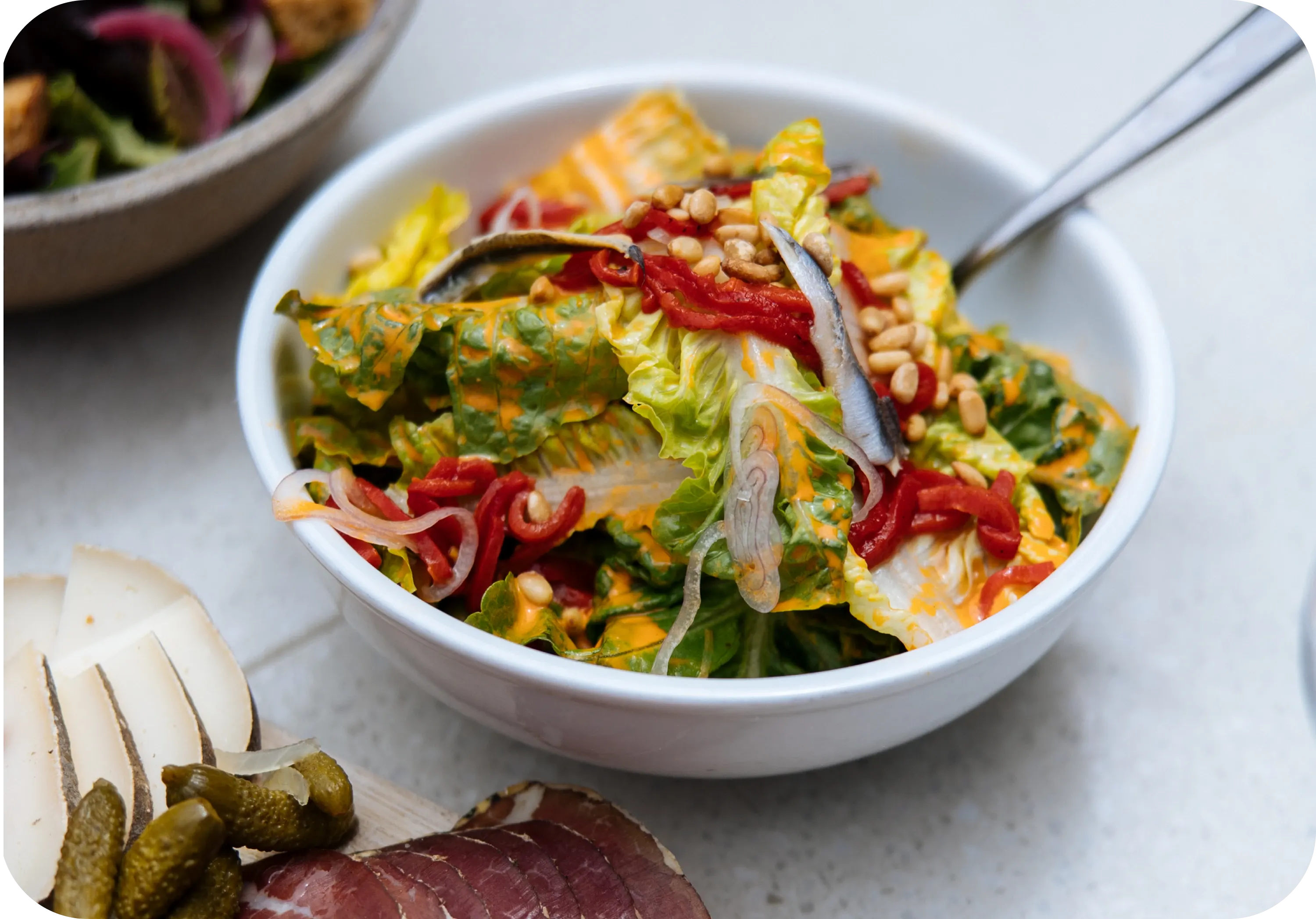 Image of a bowl of salad