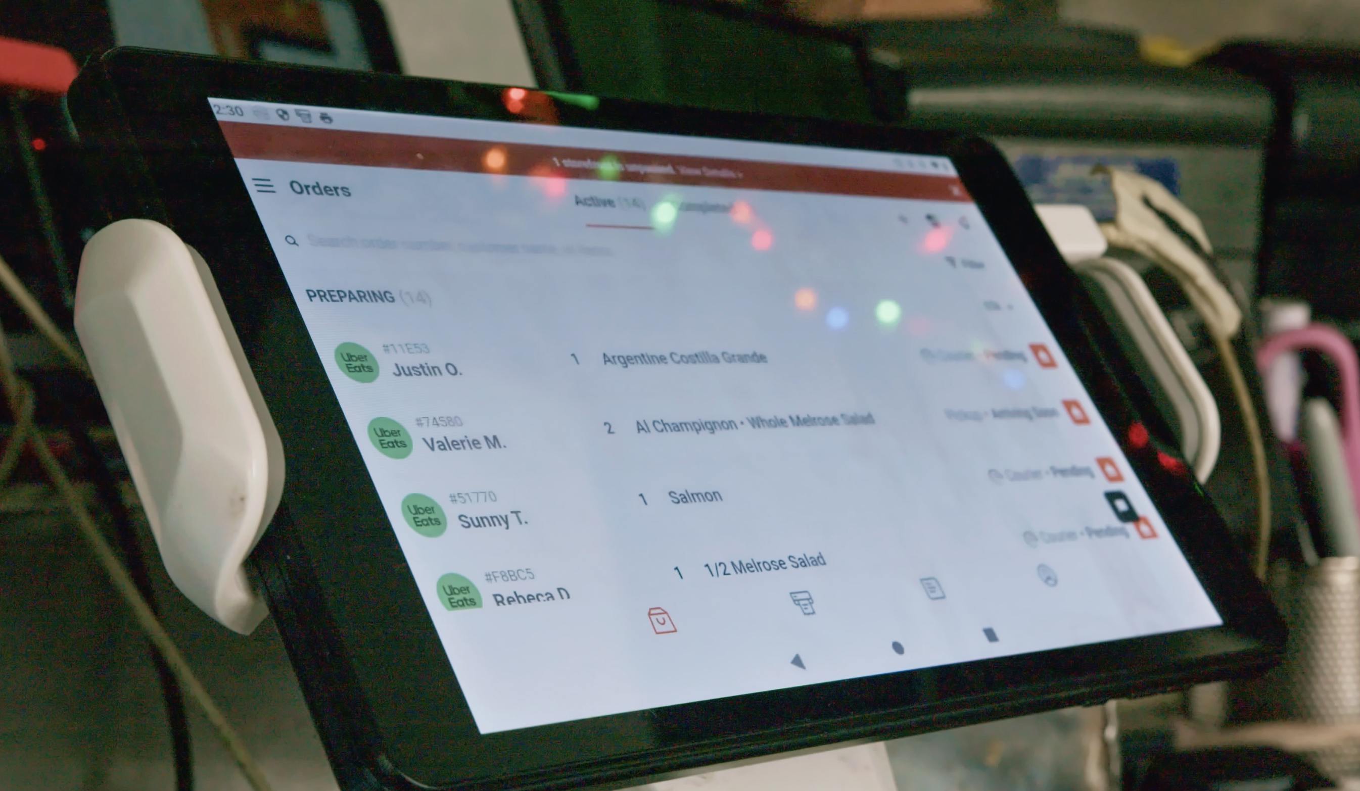 A modern restaurant POS system from Otter.