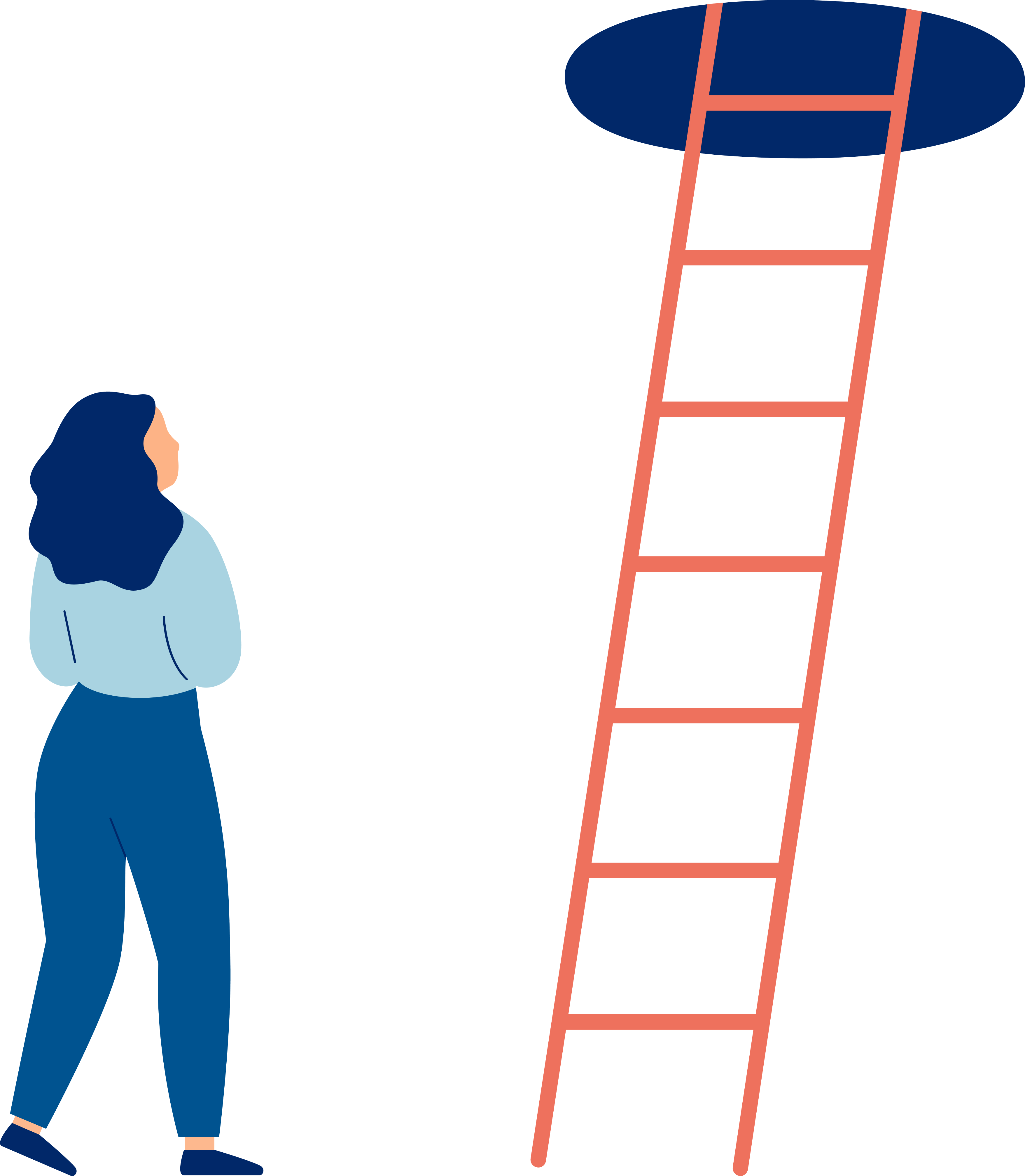 Manneskja stendur við hlið stiga sem hverfur upp um gat í loftinu. Við horfum aftan á hana. Hún horfir upp eftir stiganum. Hún er með sítt dökkt hár, er í peysu og buxum og léttum skóm. 