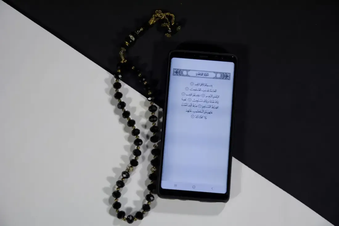 Tasbih, ilustrasi untuk artikel "Ikhtishar 'Ulumil Hadits Bab 28: Adab Al-Muhaddits"