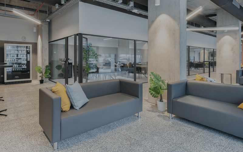 Espacios de Co-working y Sociales