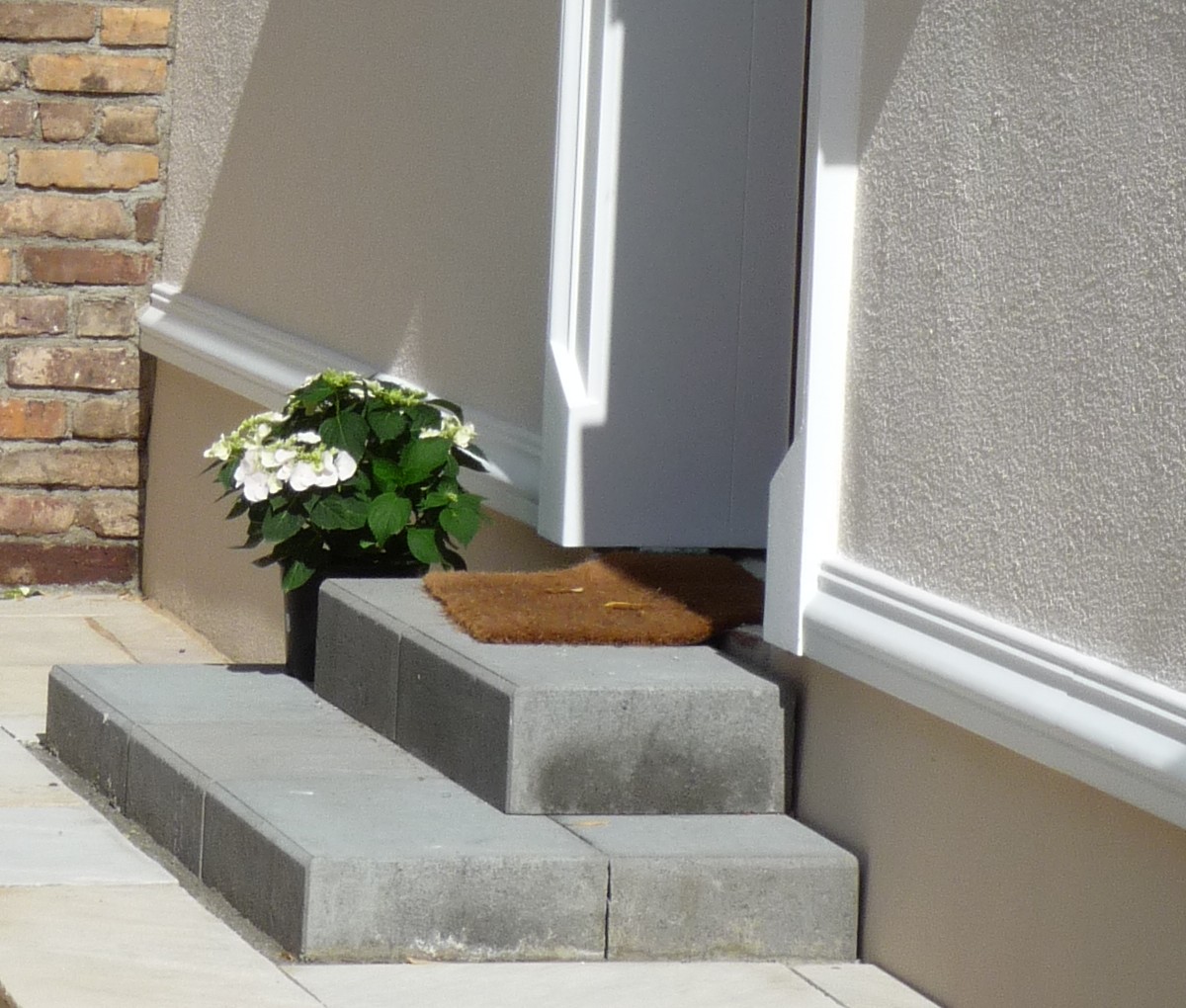 GP 12-03 als Sockelleiste