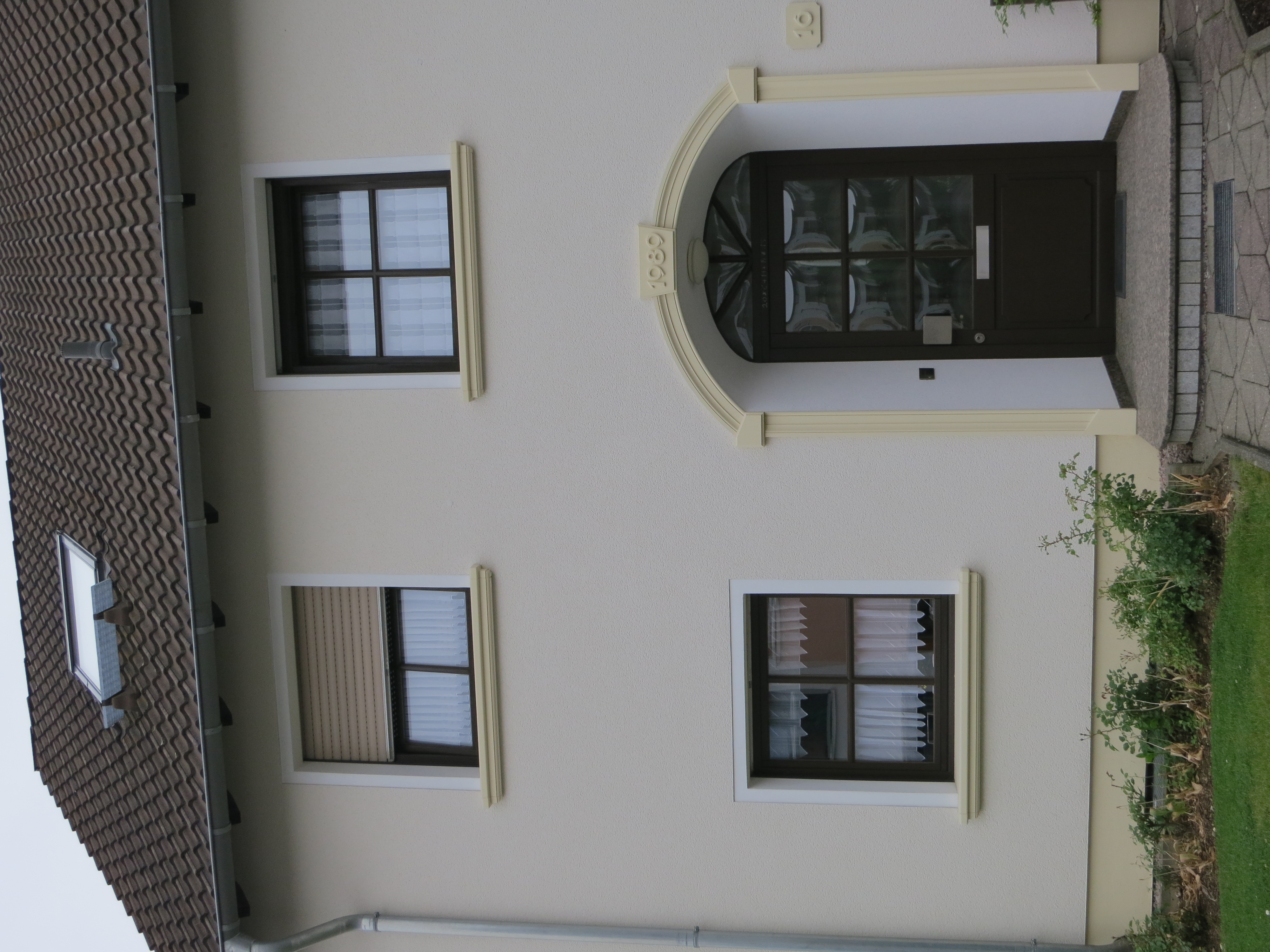 Hauseingang mit Gewände FLG 500