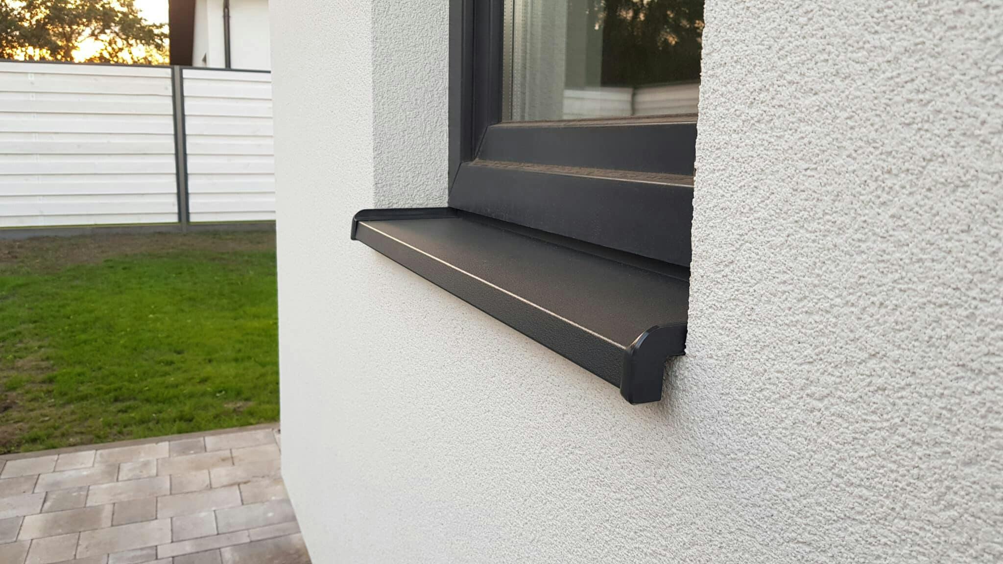 Moderne graue Außenfensterbänke SLB 851 aus Beton