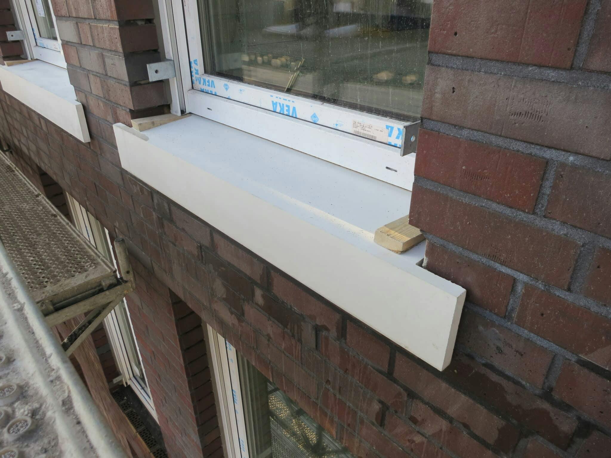 Montage Fensterbank aus Beton