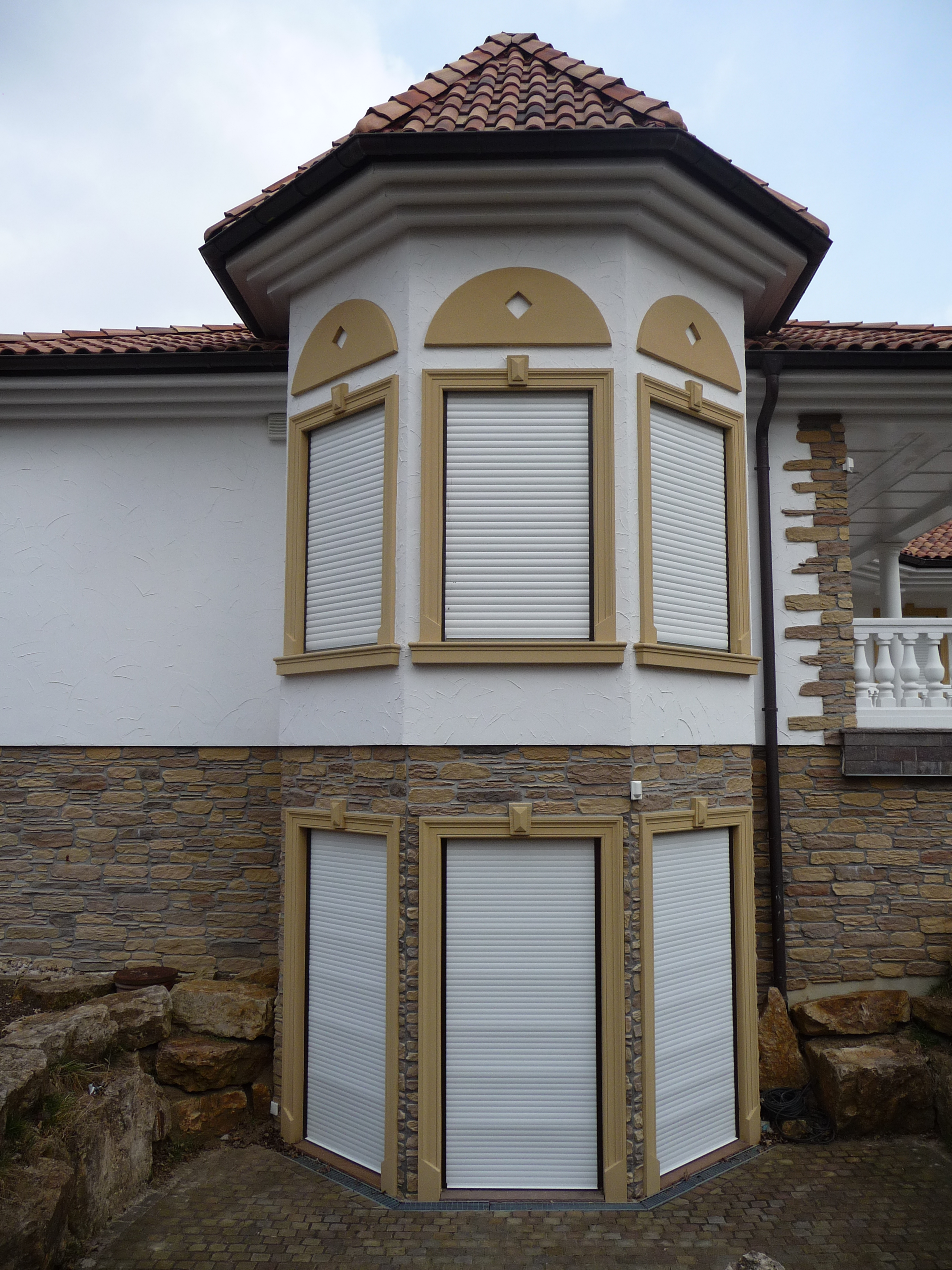 Tür- und Fensterumrahmungen FLG 500