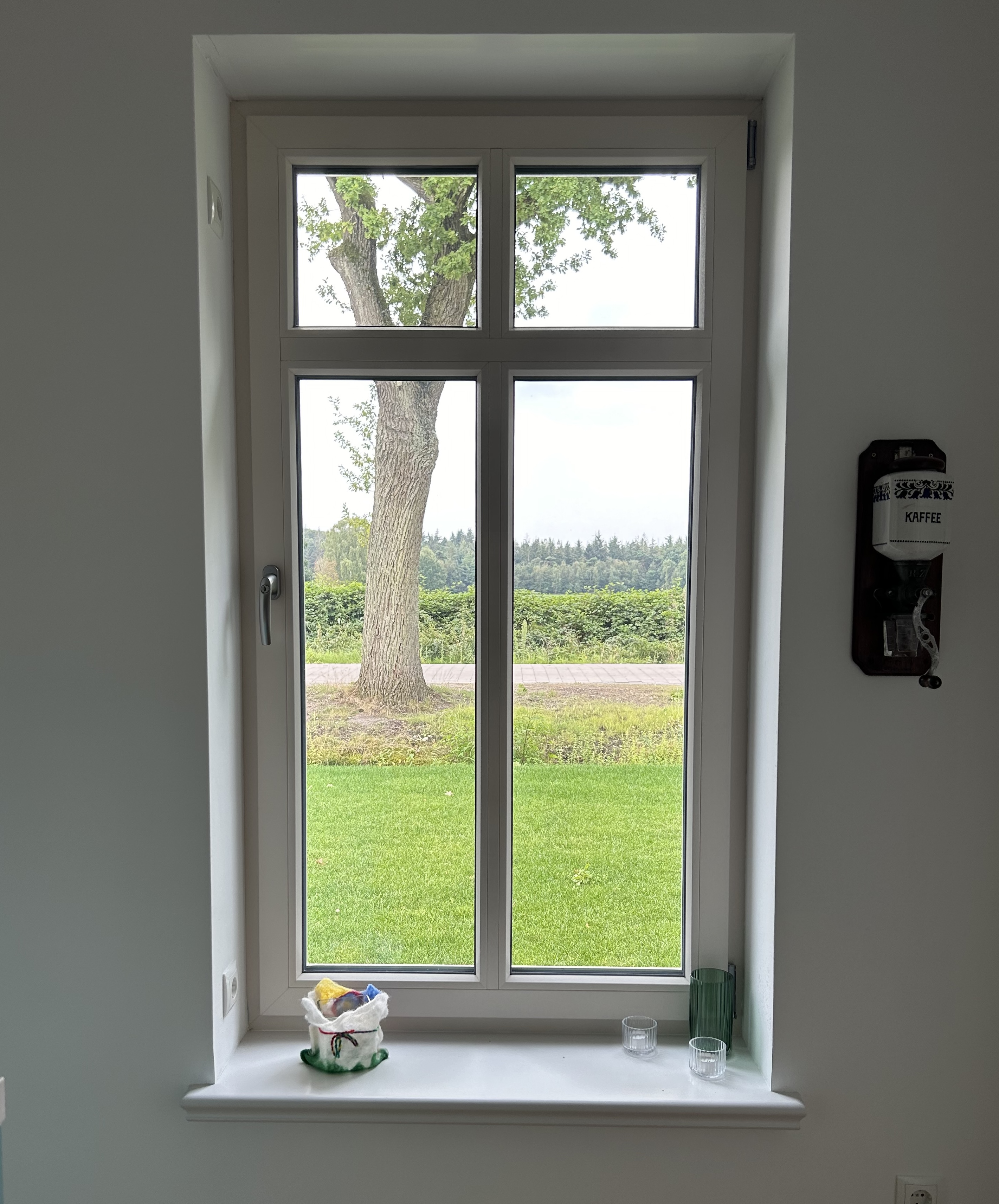 Fensterbank innen SLB 590 von vorne