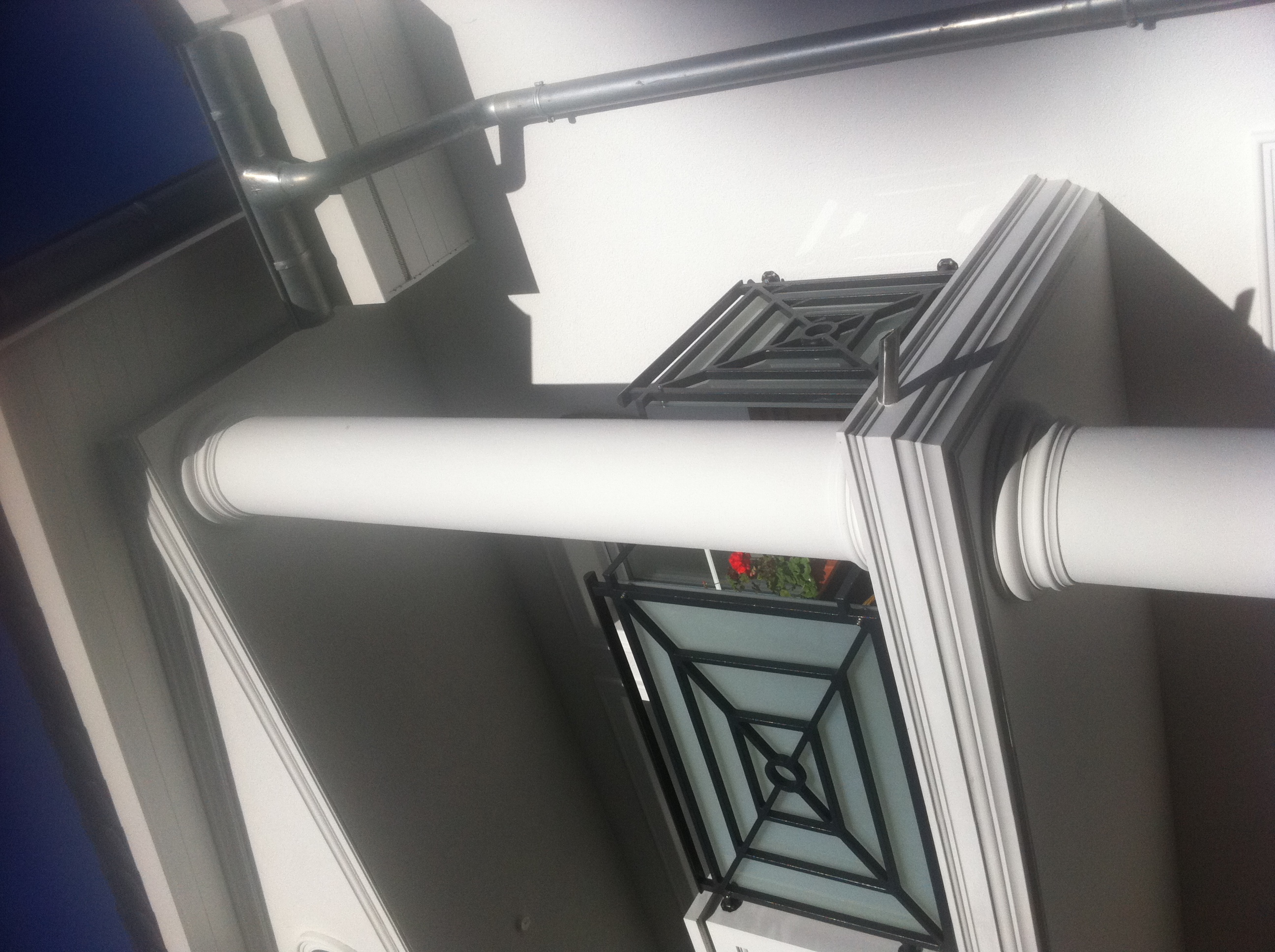 Beton Gesims GP 19-10 an einem Balkon