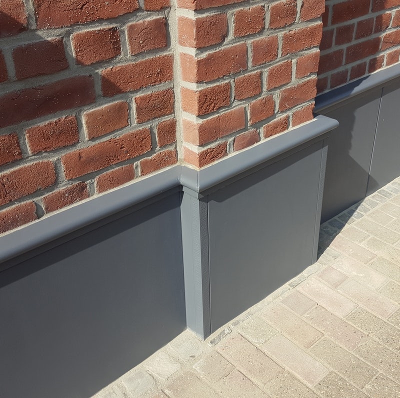 Sockelplatten Beton SOP-G und Sockelleiste GP 06-05