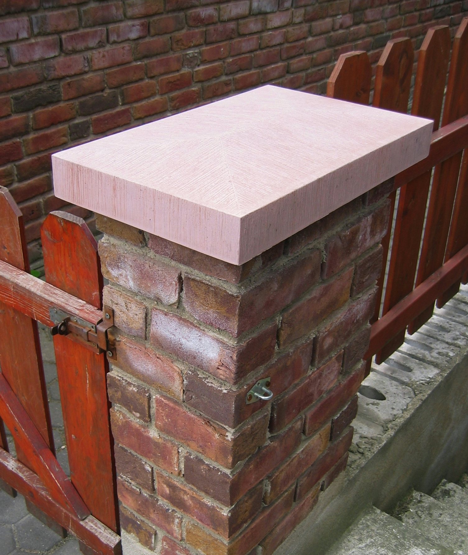 Rechteckige Pfeilerabdeckung PAR Walmdach