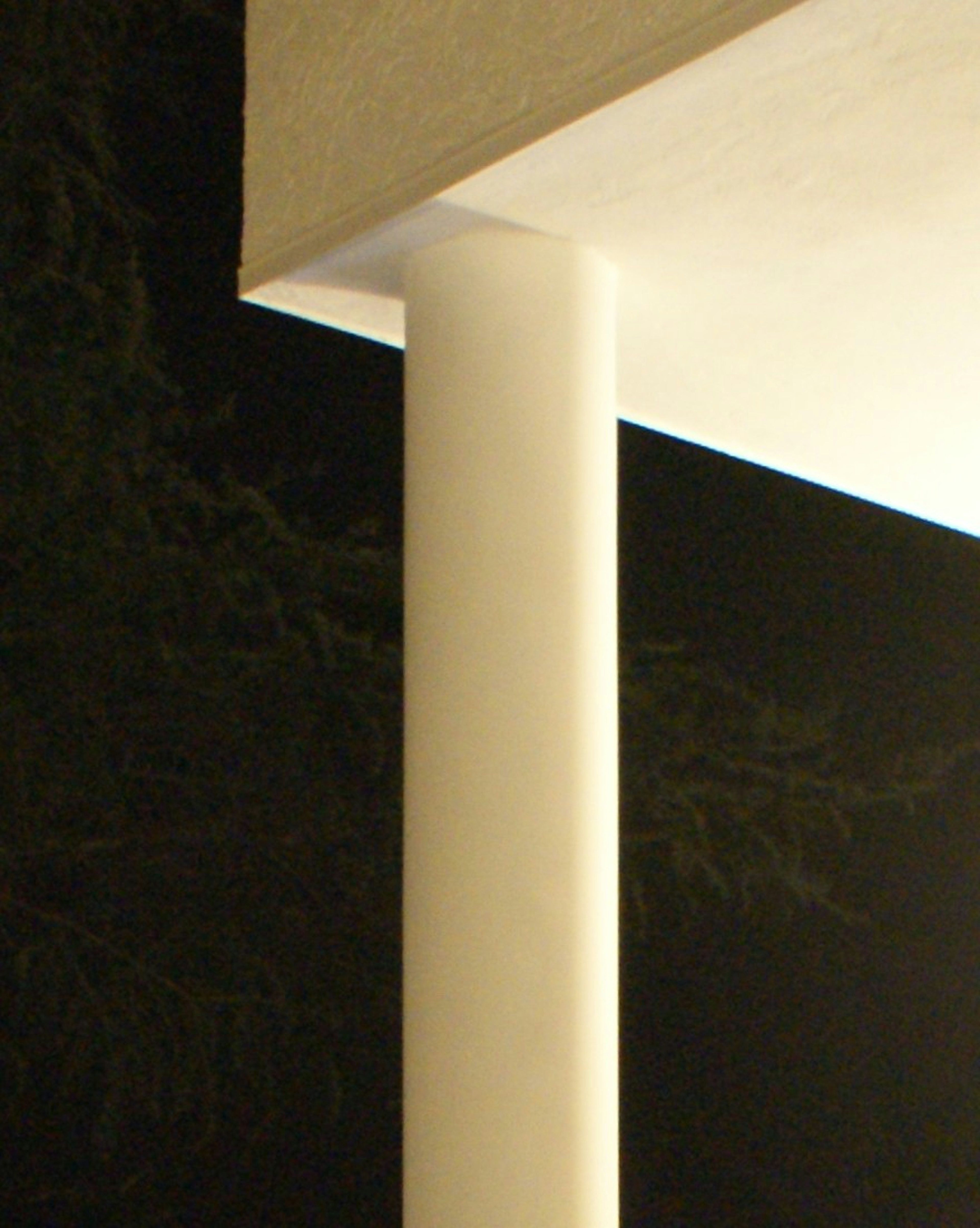 Kopf Betonsäule ohne Kapitell