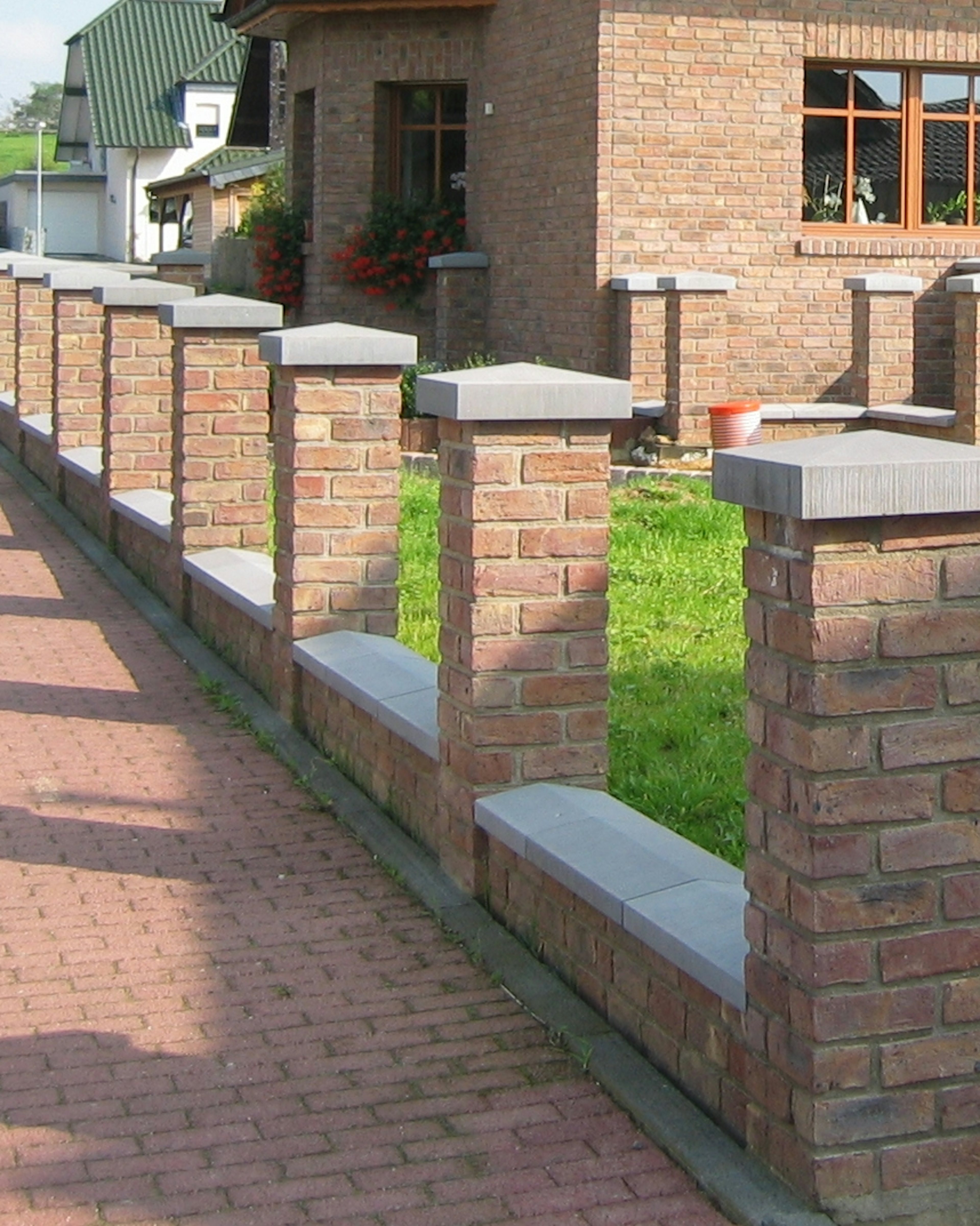Mauerabdeckungen  MAD mittelgrau 