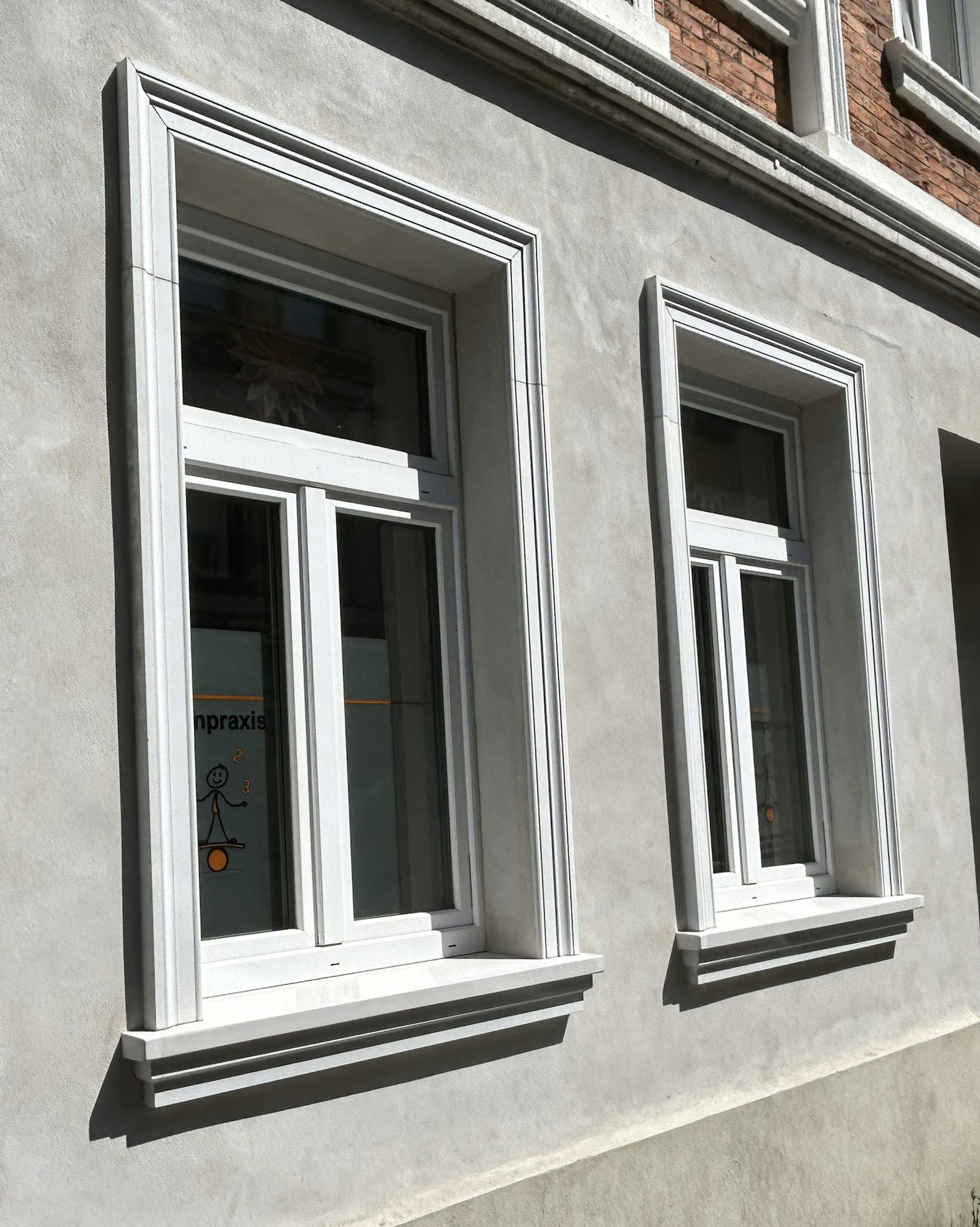 Abgestufte Fenstersimse SLB 520 aus Beton