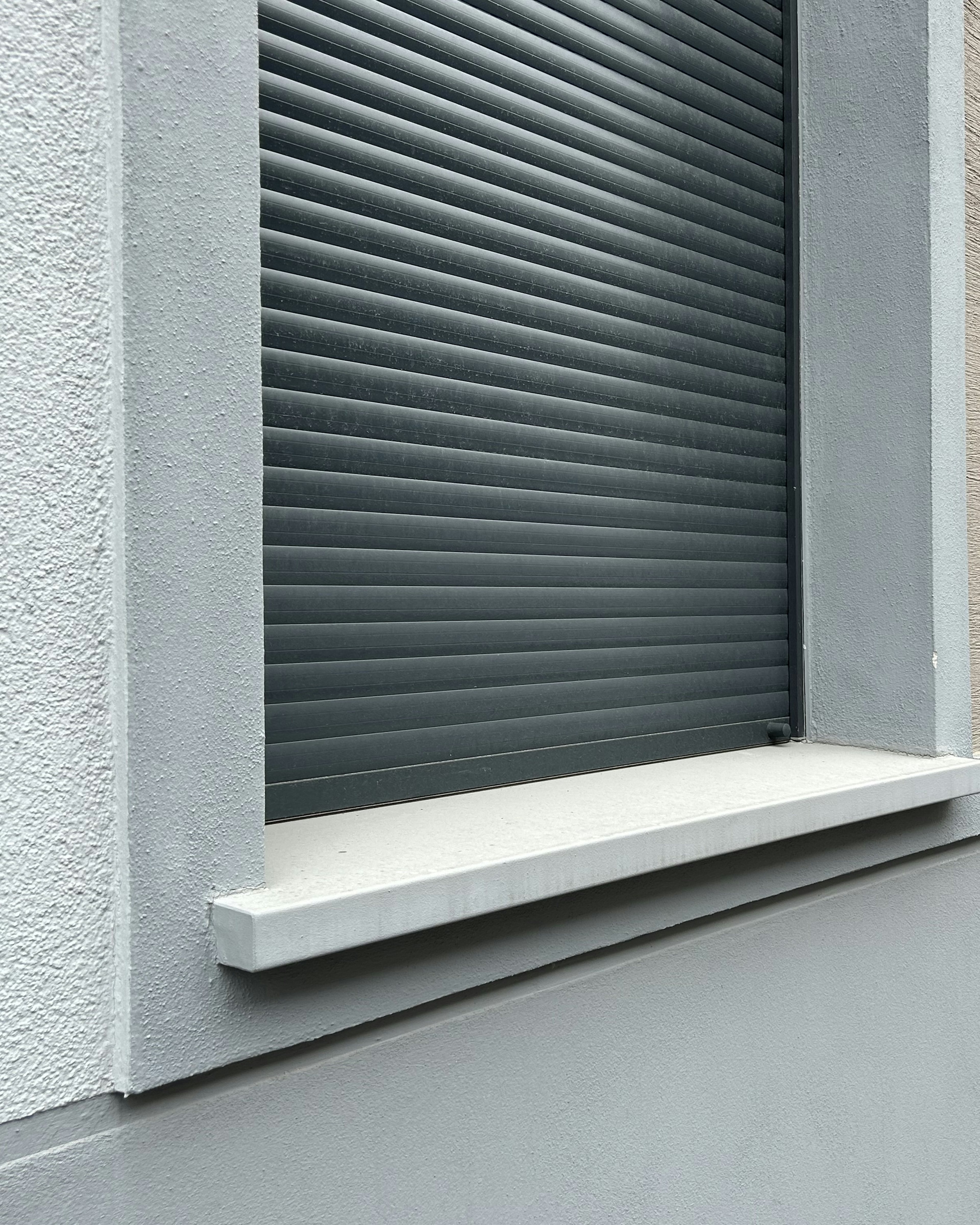 Betonfensterbank SLB 591 mit Ansichtshöhe 4,5 cm