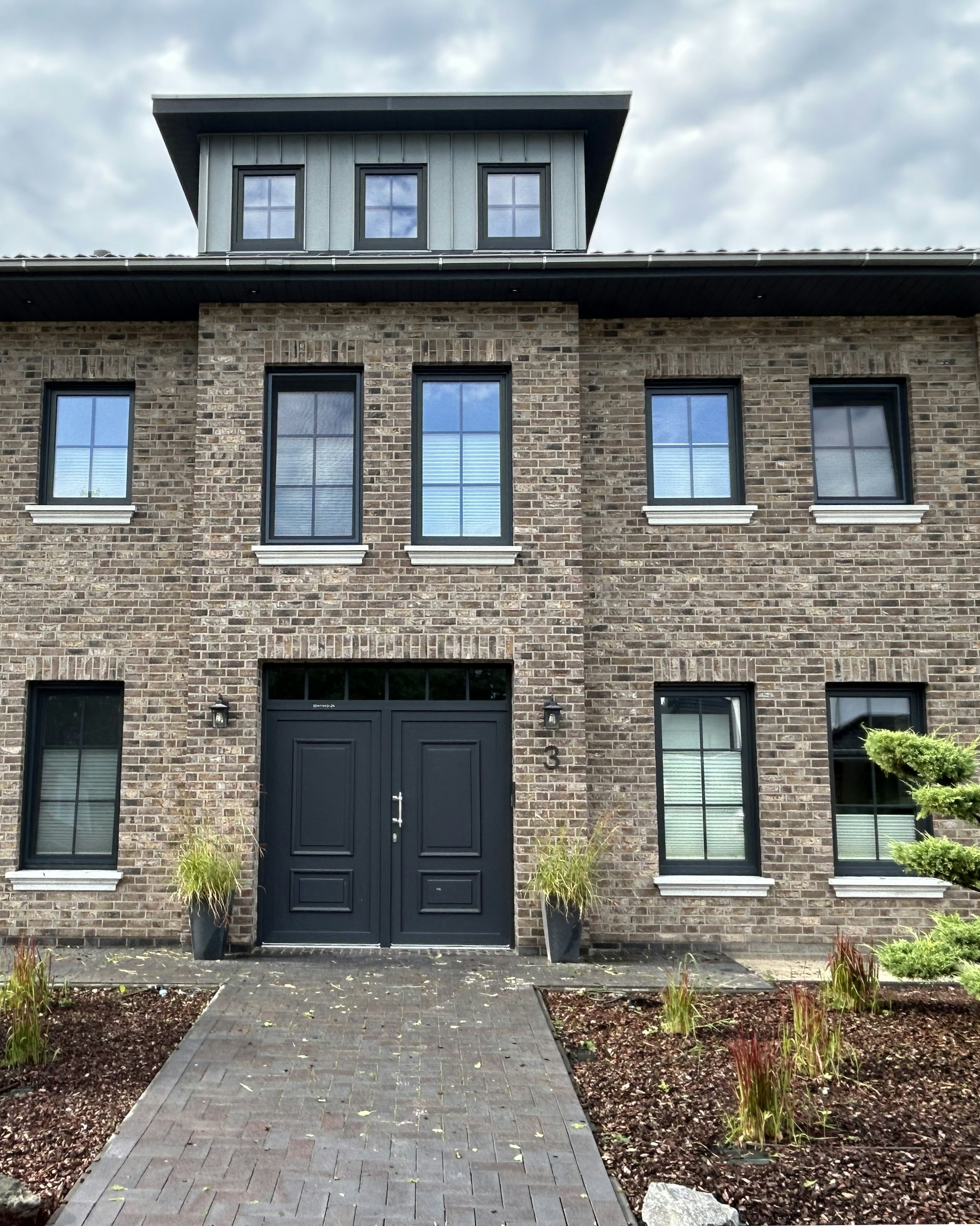 Fensterbank außen SLB 500 aus Beton