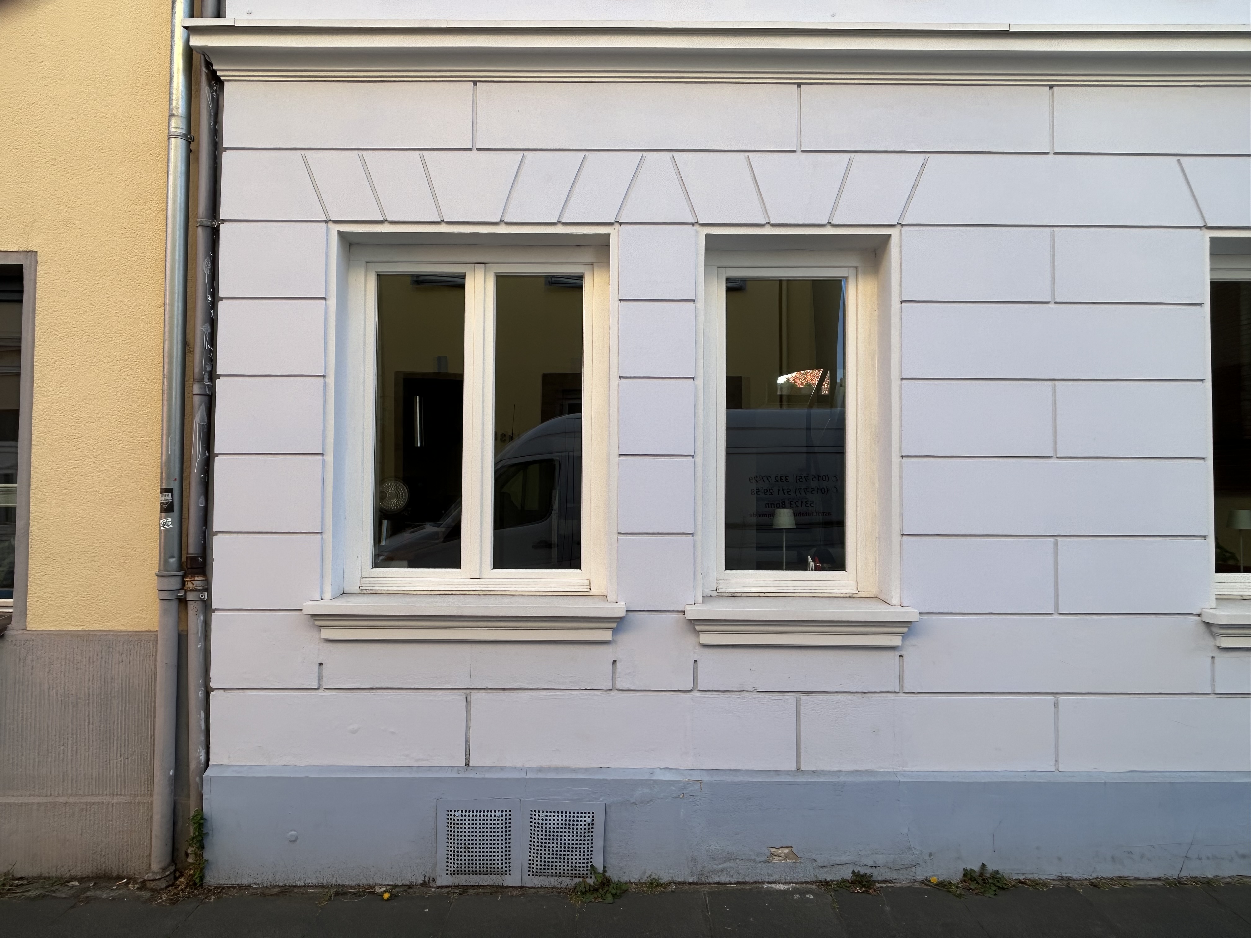 Altbaufassade mit Fensterbänken außen SLB 500