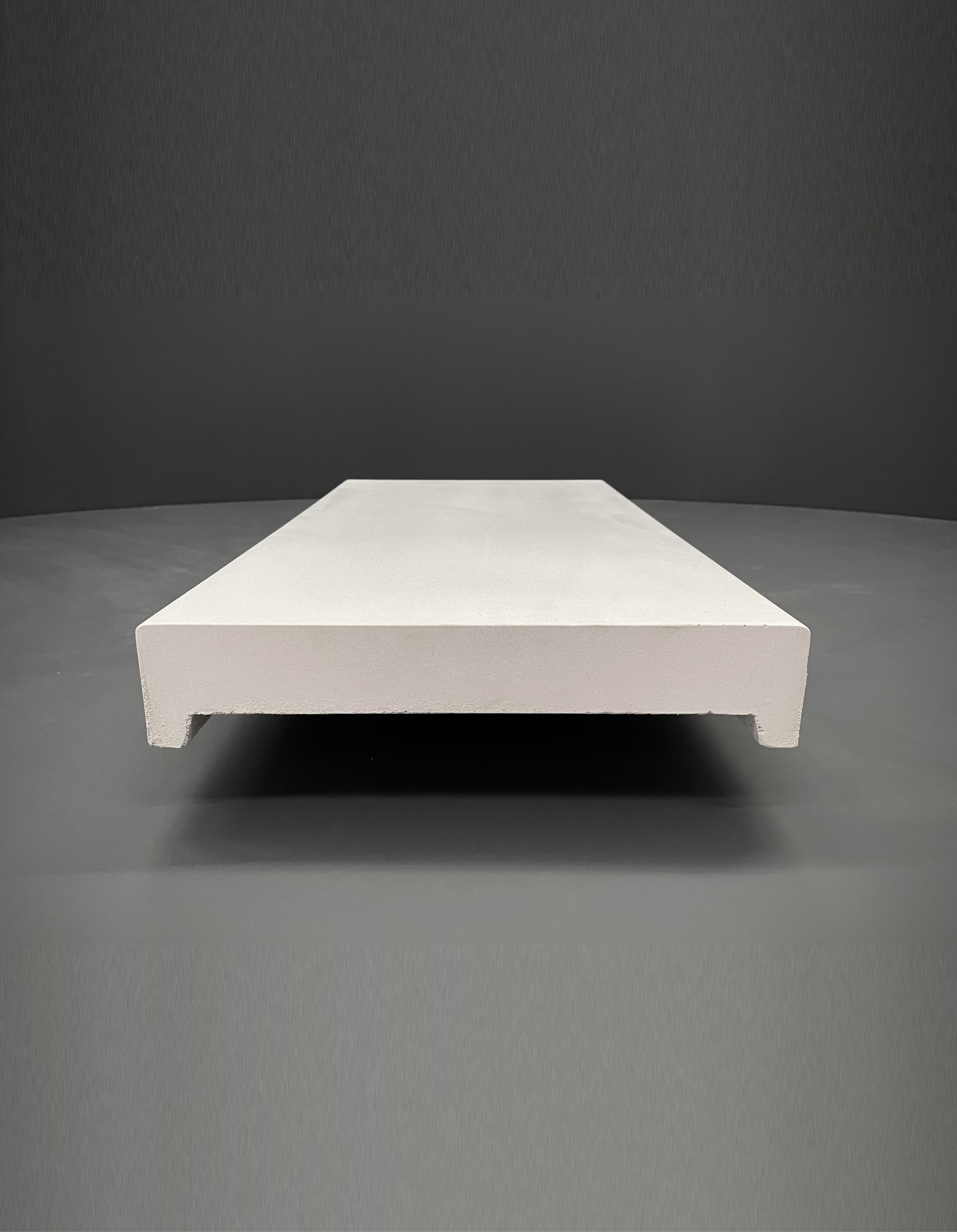 Flache Mauerabdeckung MFD in weißgrau von Niessen Beton